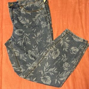 Jones New York Lexington Skinny Crop Jeans